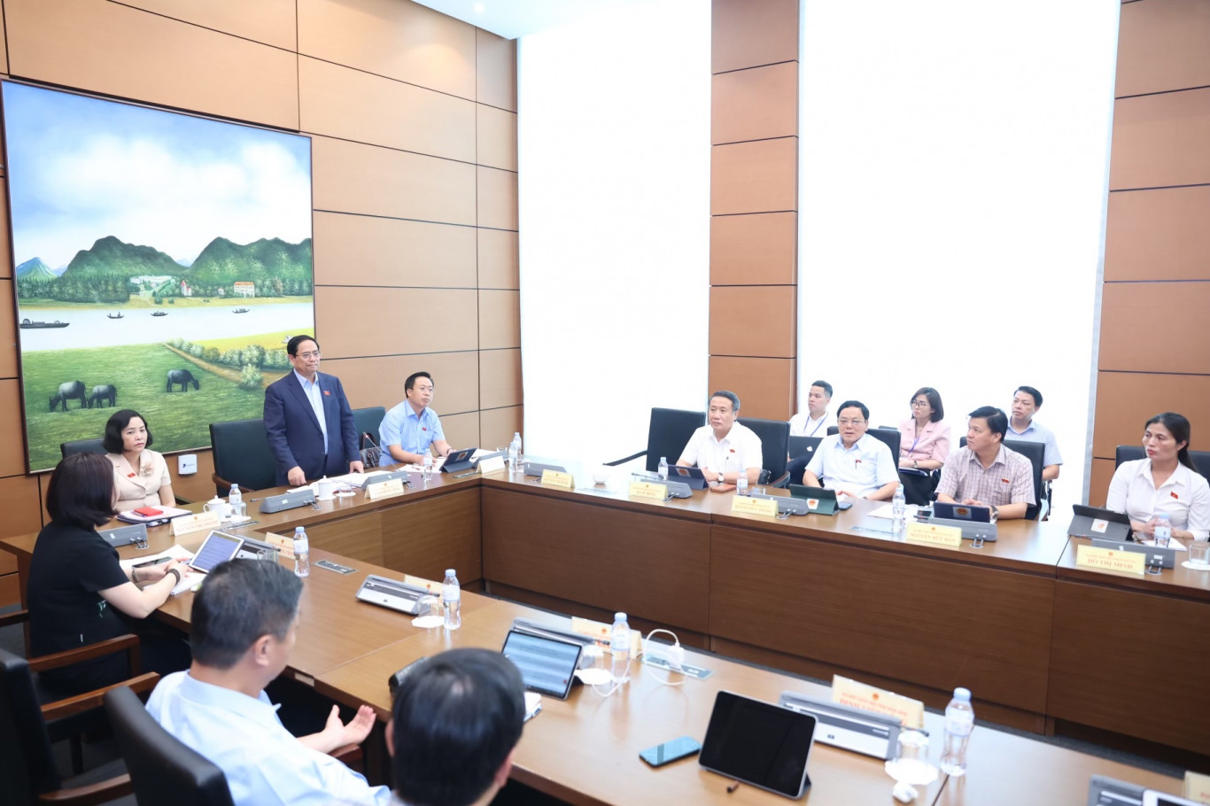 Thủ tướng Ch&iacute;nh phủ Phạm Minh Ch&iacute;nh, ĐBQH TP. Cần Thơ ph&aacute;t biểu tại phi&ecirc;n thảo luận tổ s&aacute;ng 9/6 - Ảnh: C.N