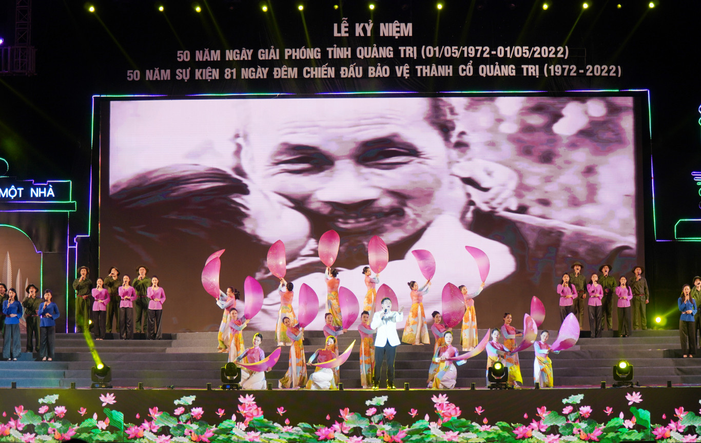 H&igrave;nh ảnh tại chương tr&igrave;nh nghệ thuật ''Kh&aacute;t vọng Quảng Trị'' - Ảnh: H.T