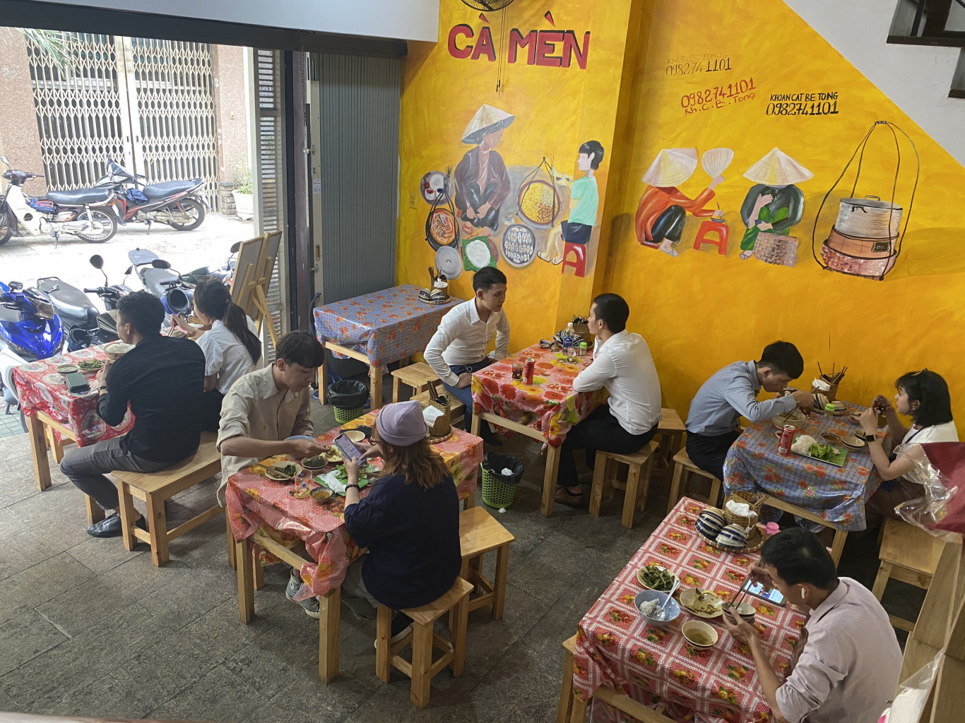 C&agrave; M&egrave;n, qu&aacute;n cơm m&oacute;n Quảng Trị tại S&agrave;i G&ograve;n - Ảnh: N.Đ.N.T