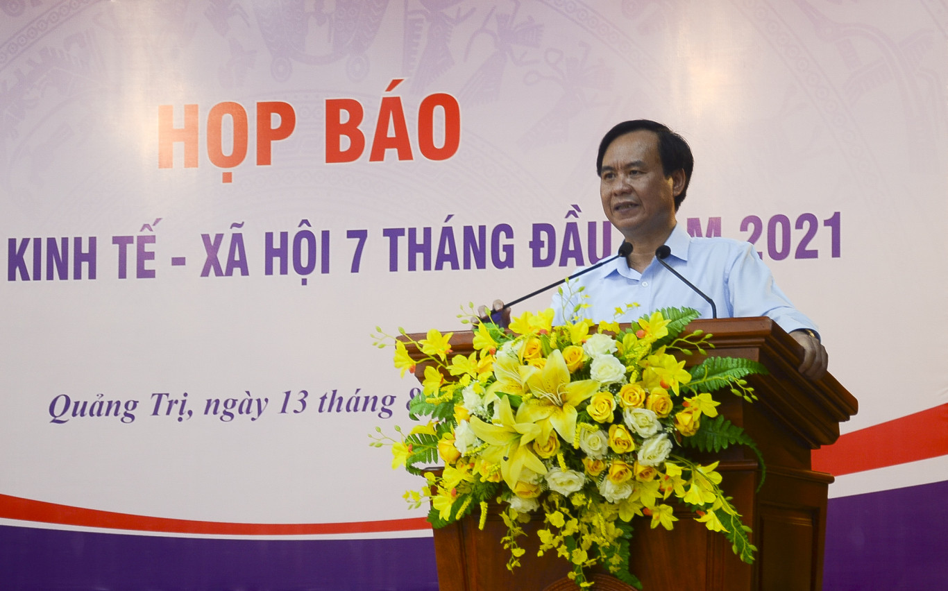 Chủ tịch UBND tỉnh V&otilde; Văn Hưng ph&aacute;t biểu