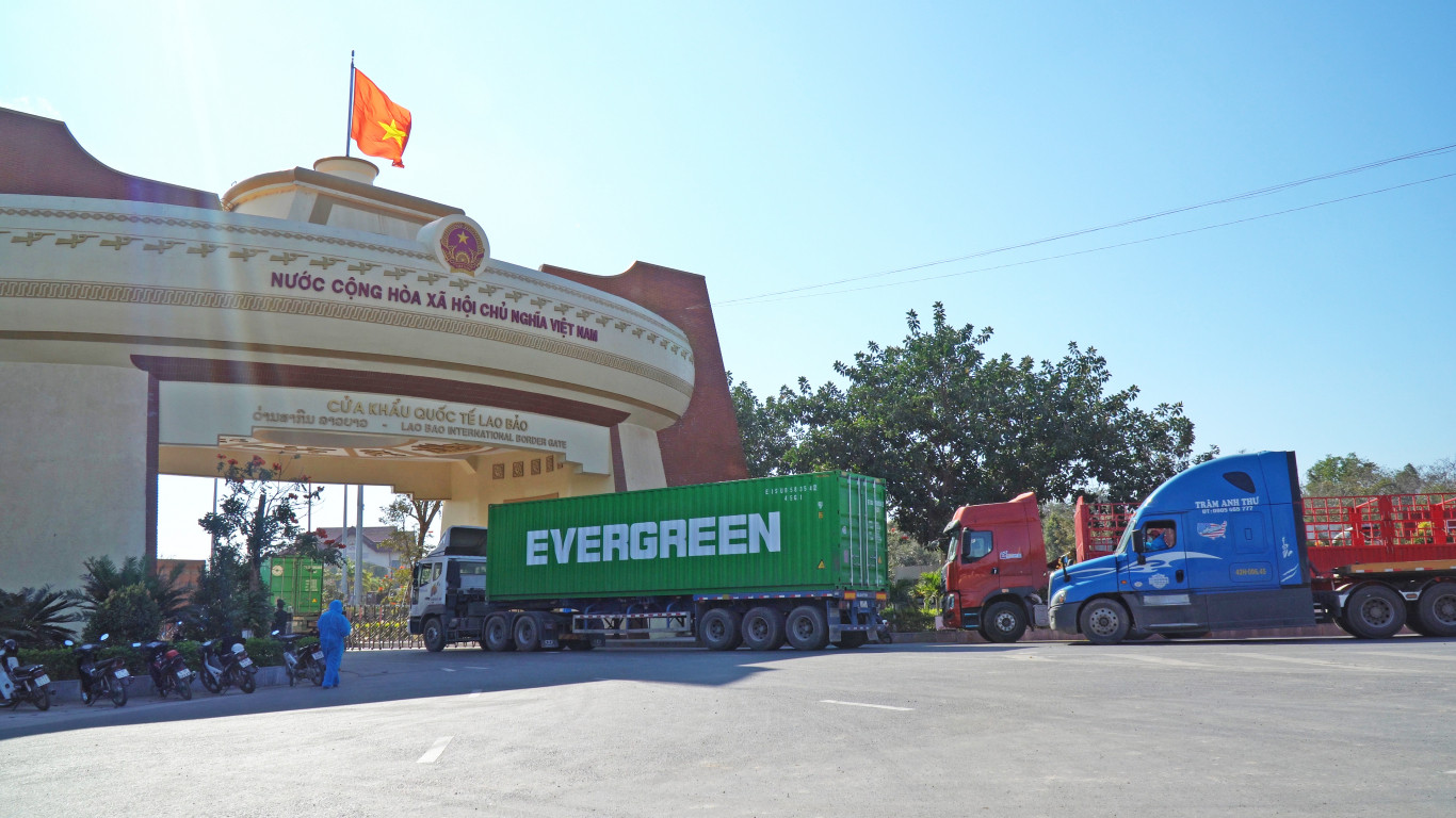 Nếu c&oacute; cơ chế, ch&iacute;nh s&aacute;ch ổn định v&agrave; ph&ugrave; hợp, giao thương giữa 2 tỉnh  Quảng Trị - Savannakhet diễn ra s&ocirc;i động hơn - Ảnh: Hồ Thanh