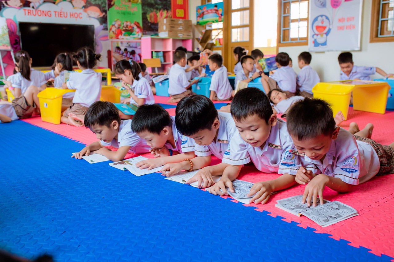 Tiết đọc thư viện của Trường Tiểu học Đ&ocirc;ng Giang, TP Đ&ocirc;ng H&agrave; - Ảnh: T.Đ.G
