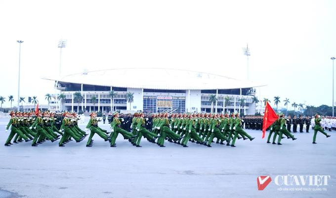 Lực lượng cảnh s&aacute;t tại lễ xuất qu&acirc;n v&agrave; diễn tập phương &aacute;n bảo vệ Đại hội lần thứ XIII của Đảng,  ng&agrave;y 10/1. (Ảnh: Phạm Cường)