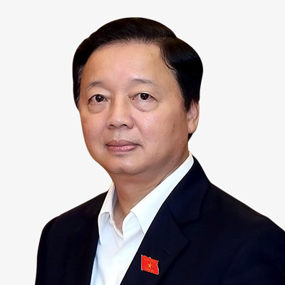 Ủy vi&ecirc;n Trung ương Đảng, Bộ trưởng Bộ T&agrave;i nguy&ecirc;n v&agrave; M&ocirc;i trường Trần Hồng H&agrave; (Sinh năm 1963, qu&ecirc; qu&aacute;n H&agrave; Tĩnh)