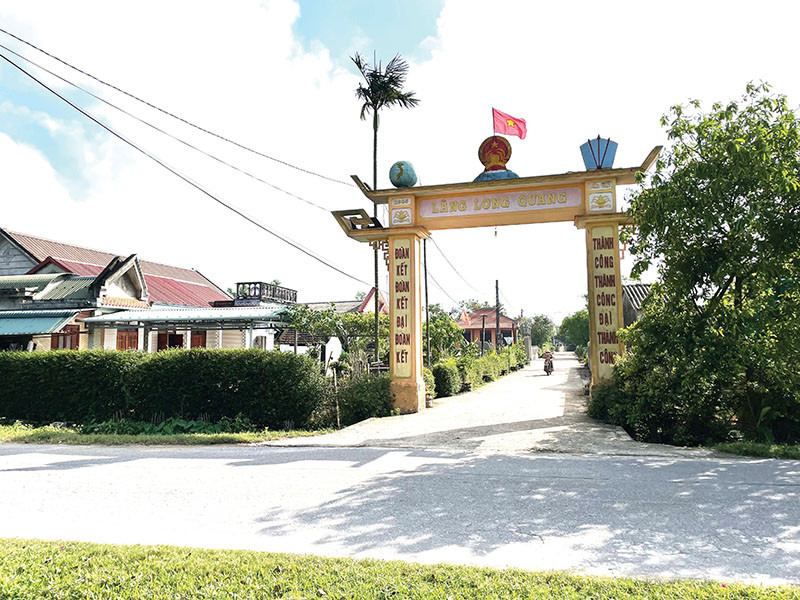 Đường v&agrave;o l&agrave;ng Long Quang, x&atilde; Triệu Trạch, Triệu Phong -Ảnh: Đ.T