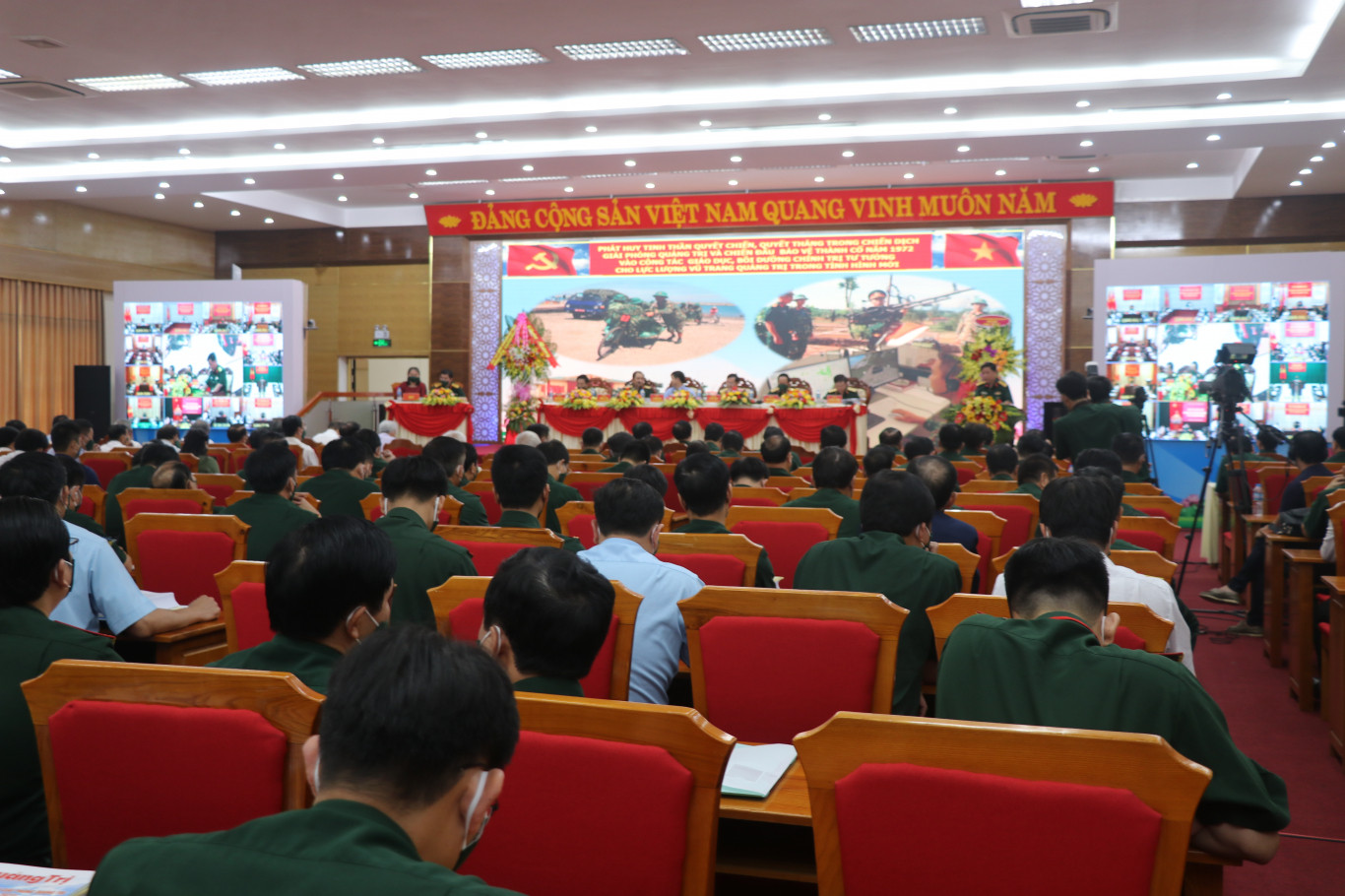 To&agrave;n cảnh buổi Hội thảo