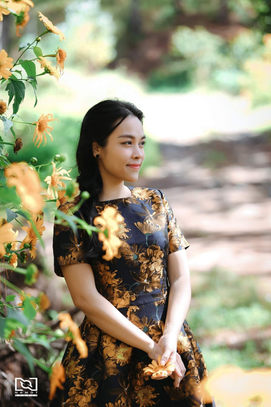 Ngọc Mai - qu&aacute;n qu&acirc;n &ldquo;Ca sĩ mặt nạ&rdquo; 2022,  c&ocirc; sinh ra v&agrave; lớn l&ecirc;n tại qu&ecirc; hương Quảng Trị - Ảnh: NVCC