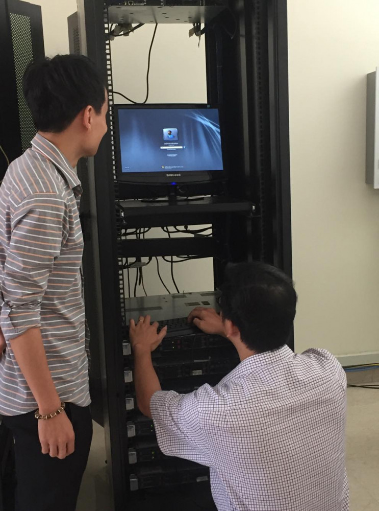 Trung t&acirc;m CNTT v&agrave; TT kiểm tra, gi&aacute;m s&aacute;t hệ thống m&aacute;y chủ, đảm bảo th&ocirc;ng tin th&ocirc;ng suốt